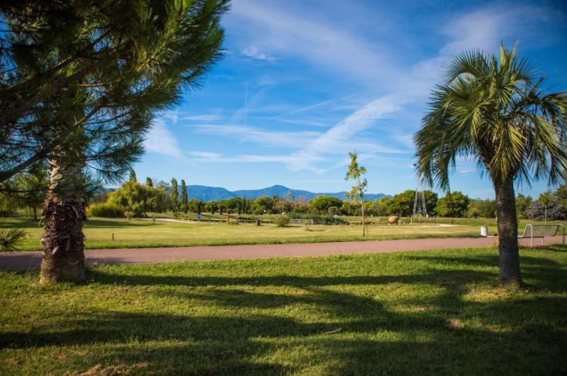 Apartment Golf Cyprien Ground Floor 2 Bedrooms With Terrace *